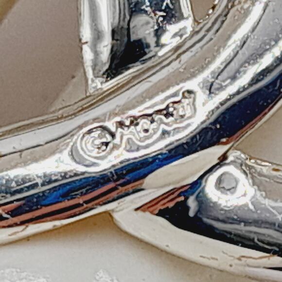 Vintage Monet Interlocking Hearts Brooch Gold Silver Tone Rhinestone - Picture 5 of 9